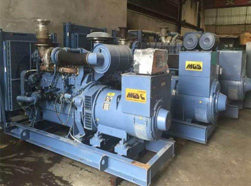 内黄发电机组带负载降电压是什么原因照成的？