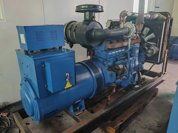 内黄100kW柴油发电机组使用多级机油有哪些优缺点？
